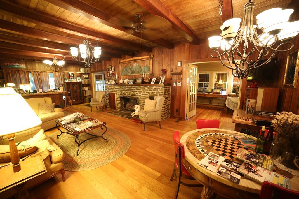 Grandview Lodge Вейнсвілл Екстер'єр фото